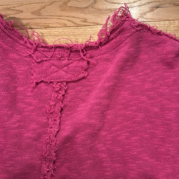 Free people boho fuchsia v- neck tee medium - Picture 9 of 12